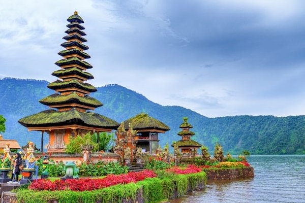 Quels sont les meilleurs conseils pour une visite des temples hindous à Bali, Indonésie ?